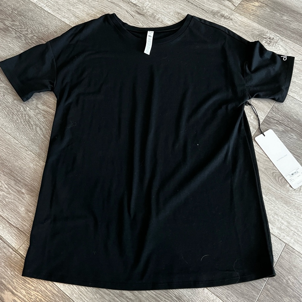 Black Alo Yoga T shirt